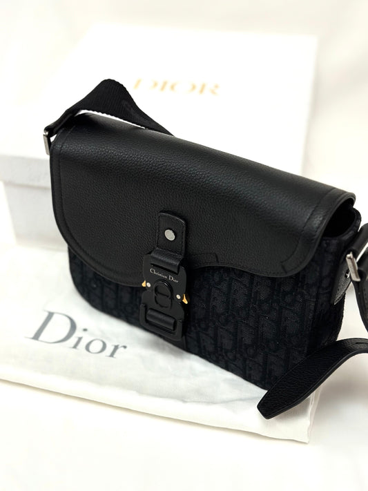 Dior small flap messanger bag